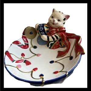 Christmas Ceramic Cat Kitty Candy Bowl Signature Home Collection 9”Wide 3”Deep